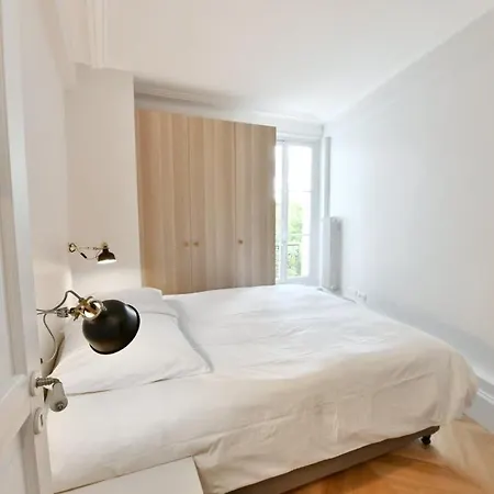 Apartment Bright Bon Marche Stgermain Designer 2bd2ba *