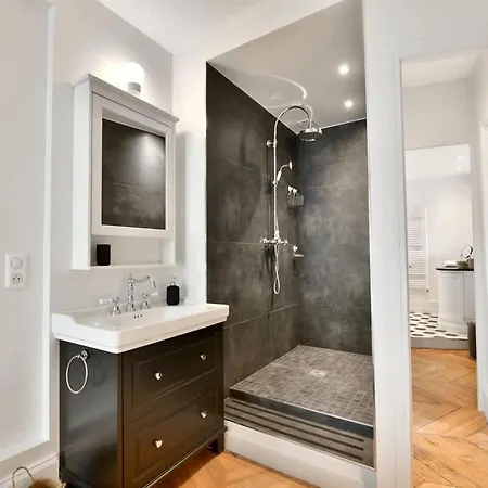 Apartment Bright Bon Marche Stgermain Designer 2bd2ba *